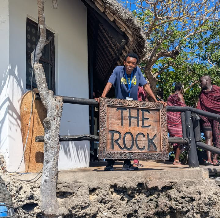 Travel Guide Profile